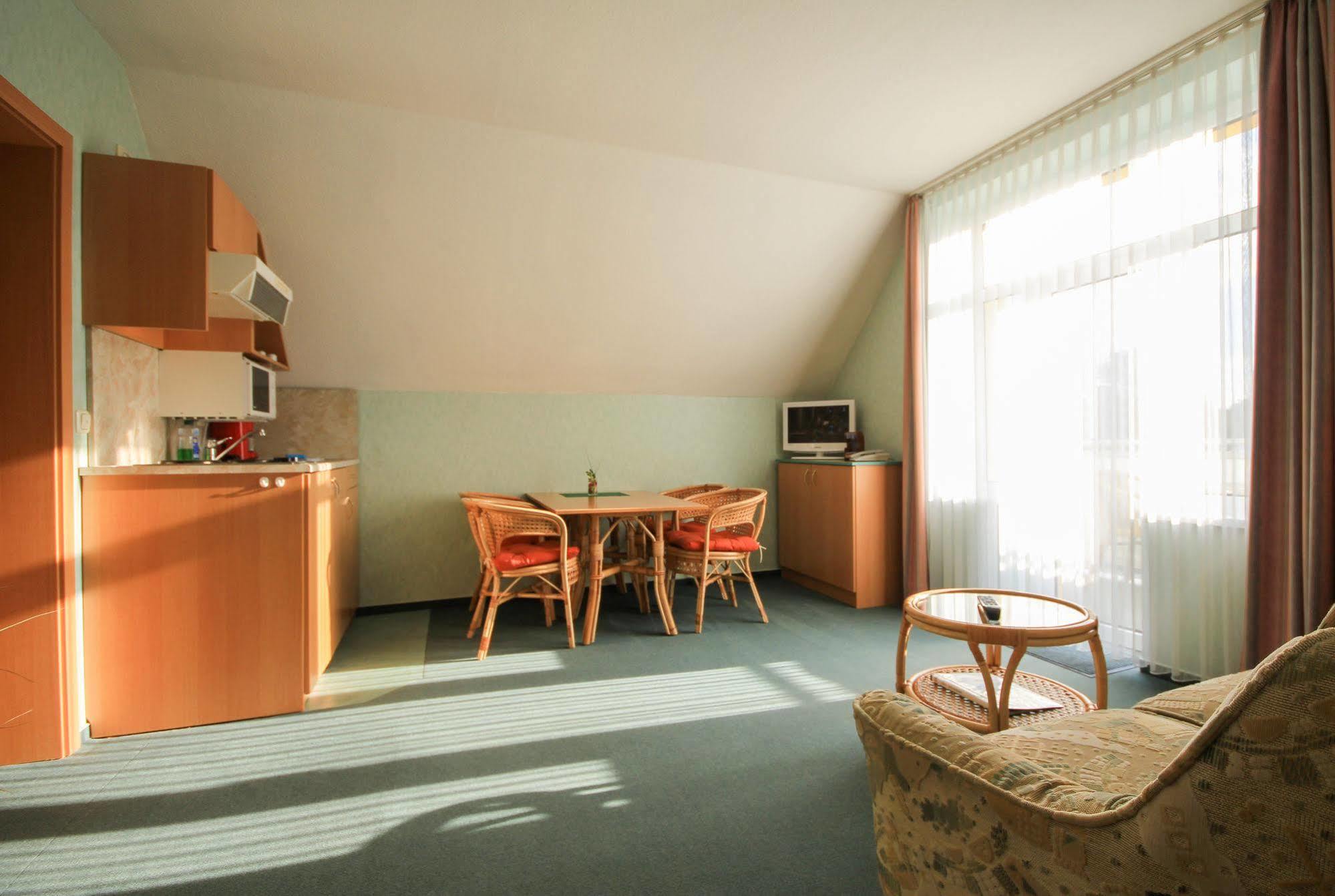 Appartementhaus Zum Strandkorb Ostseebad Kühlungsborn Kültér fotó