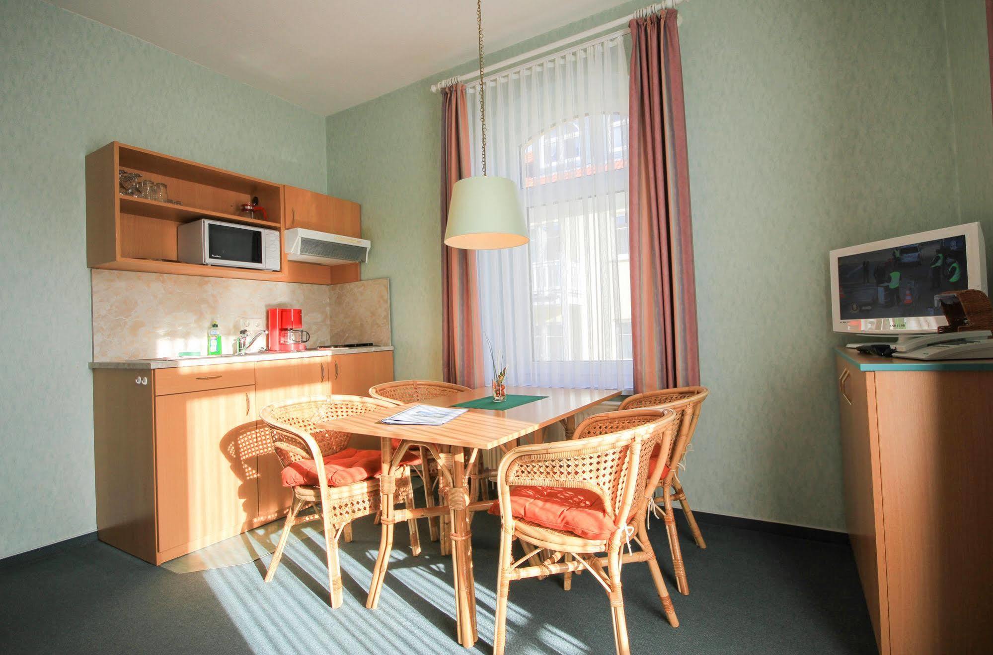 Appartementhaus Zum Strandkorb Ostseebad Kühlungsborn Kültér fotó